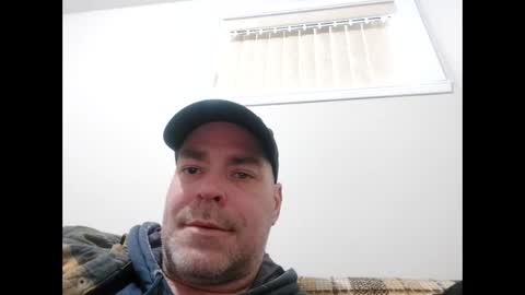 Snapshot of derf007 chatting on February 24, 2025, 2:26 pm derf007 online show from February 24, 2025, 2:26 pm