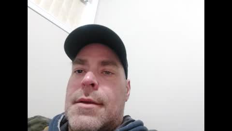 Snapshot of derf007 chatting on February 24, 2025, 5:31 pm derf007 online show from February 24, 2025, 5:31 pm