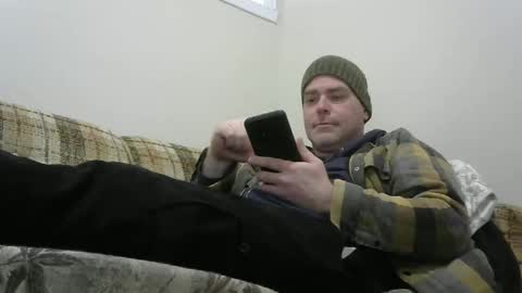 Snapshot of derf007 chatting on February 27, 2025, 3:59 pm derf007 online show from February 27, 2025, 3:59 pm