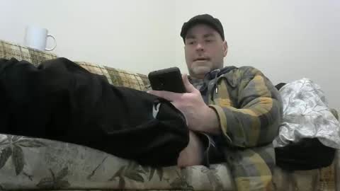 Snapshot of derf007 chatting on March 7, 2025, 3:49 pm derf007 online show from March 7, 2025, 3:49 pm