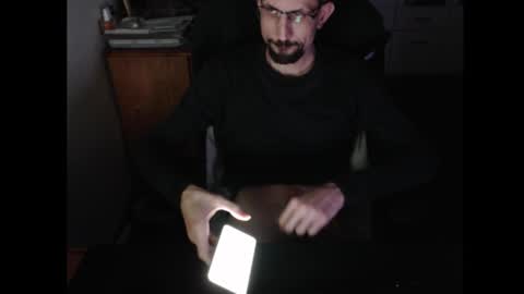 Snapshot of dermattes chatting on January 18, 2026, 2:10 pm dermattes online show from January 18, 2026, 2:10 pm