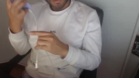     online show from January 12, 2026, 3:28 pm