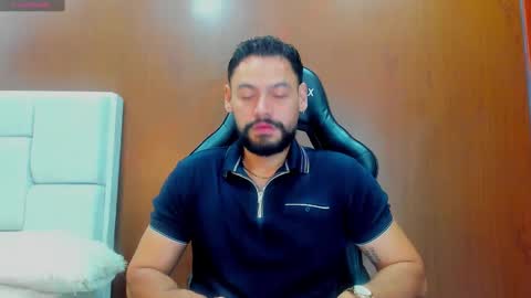 Snapshot of derrybigger_cm chatting on November 12, 2025, 2:50 pm DerryBigger CM online show from November 12, 2025, 2:50 pm