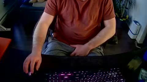 Snapshot of desdisdes chatting on March 2, 2026, 9:32 pm desdisdes online show from March 2, 2026, 9:32 pm