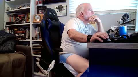 Snapshot of desertknight56 chatting on February 16, 2025, 5:26 pm D K online show from February 16, 2025, 5:26 pm