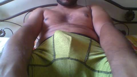 Snapshot of desidaddy_629 chatting on February 8, 2026, 5:33 am Daddy online show from February 8, 2026, 5:33 am