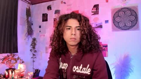 Snapshot of desidias chatting on December 9, 2024, 2:13 am Desidias online show from December 9, 2024, 2:13 am