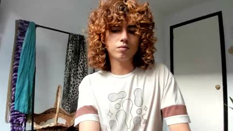 Snapshot of desidias chatting on February 22, 2026, 7:34 pm Desidias online show from February 22, 2026, 7:34 pm