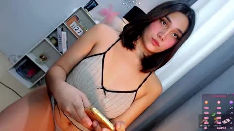 Snapshot of desirable_rica chatting on February 2, 2026, 7:40 am desirable_rica online show from February 2, 2026, 7:40 am