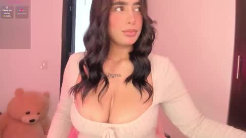 Sophie  online show from March 21, 2026, 6:44 pm