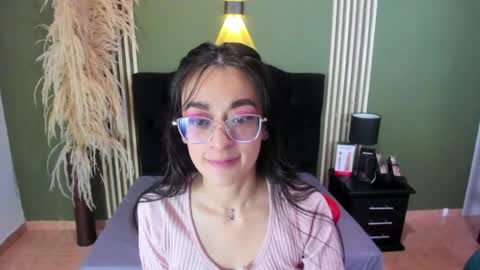 Snapshot of desiring__angel chatting on March 6, 2025, 9:03 am Desiring Angel online show from March 6, 2025, 9:03 am