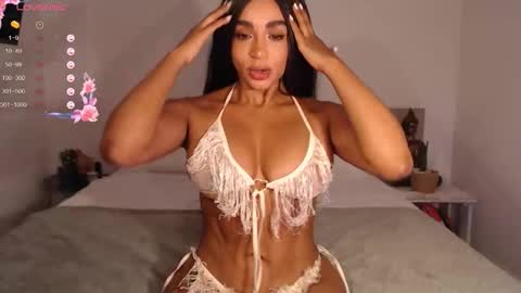 Destinne Mill online show from December 18, 2025, 10:43 am