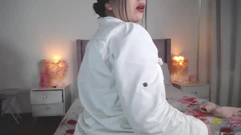 Snapshot of destinysweet21 chatting on March 8, 2025, 9:18 pm destinysweet21 online show from March 8, 2025, 9:18 pm