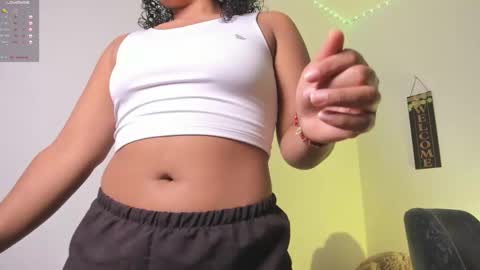 Snapshot of desty_y chatting on September 9, 2025, 10:31 pm desty_y online show from September 9, 2025, 10:31 pm