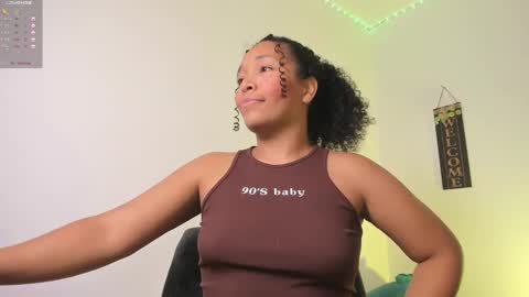 Snapshot of desty_y chatting on October 31, 2025, 10:11 pm desty_y online show from October 31, 2025, 10:11 pm