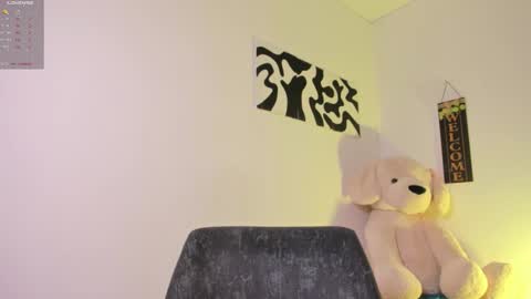 Snapshot of desty_y chatting on February 1, 2026, 6:45 am desty_y online show from February 1, 2026, 6:45 am