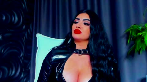 Snapshot of devashaqueen chatting on February 1, 2025, 12:18 am Devasha online show from February 1, 2025, 12:18 am