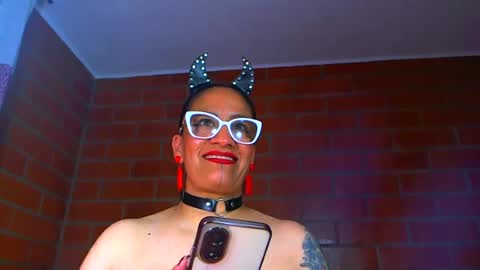 devil_taylorx online show from June 25, 2026, 12:43 am