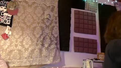 poutyangel online show from January 31, 2025, 9:37 pm