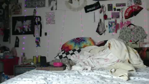 poutyangel online show from February 25, 2025, 2:58 am