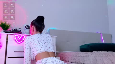 Devill2222 online show from April 5, 2026, 6:21 am