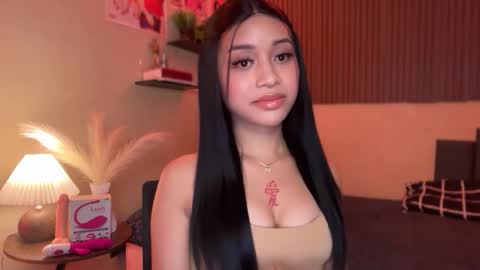 Devine Greyson online show from November 23, 2025, 12:27 pm