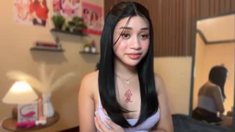 Snapshot of devine_goddessx chatting on February 9, 2026, 8:13 pm Devine Greyson online show from February 9, 2026, 8:13 pm