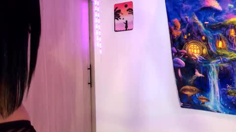 Sara 3 online show from November 7, 2025, 9:59 pm