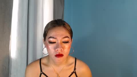 dexie121698 online show from February 5, 2025, 5:20 am