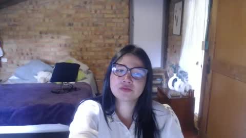 deycam online show from April 9, 2026, 9:31 pm