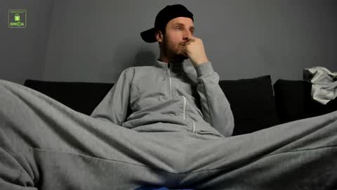 Snapshot of deymond_russo chatting on March 1, 2026, 12:40 pm deymond_russo online show from March 1, 2026, 12:40 pm