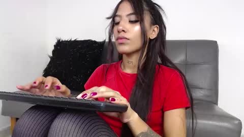 Snapshot of deysha_garncia chatting on March 26, 2026, 4:12 pm Deysha online show from March 26, 2026, 4:12 pm