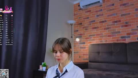 Snapshot of deyvessa chatting on September 9, 2025, 5:45 pm Kira online show from September 9, 2025, 5:45 pm