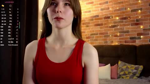 Snapshot of deyvessa chatting on October 12, 2025, 7:02 pm Kira online show from October 12, 2025, 7:02 pm