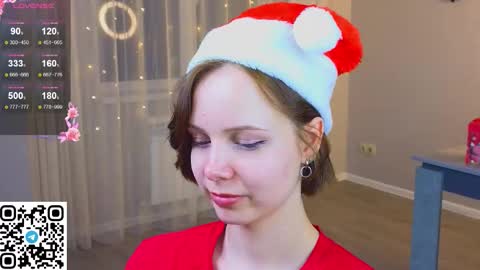 Kira online show from December 18, 2025, 6:47 pm