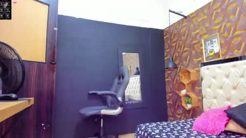 Madisson online show from March 8, 2025, 7:53 pm