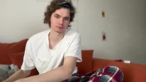 Di Alex online show from October 18, 2025, 9:43 am