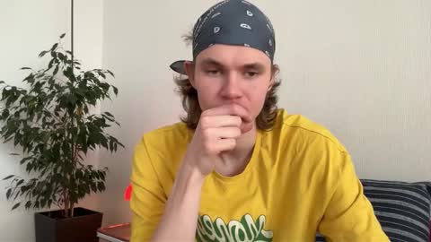 Snapshot of di_n_alex chatting on January 10, 2026, 9:44 am Di Alex online show from January 10, 2026, 9:44 am