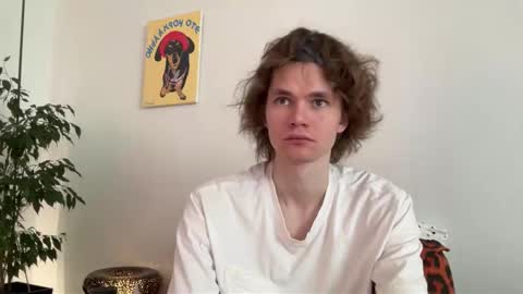 Snapshot of di_n_alex chatting on February 14, 2026, 9:50 am Di Alex online show from February 14, 2026, 9:50 am