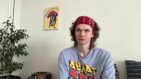 Snapshot of di_n_alex chatting on February 21, 2026, 9:43 am Di Alex online show from February 21, 2026, 9:43 am