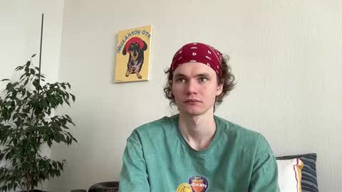 Snapshot of di_n_alex chatting on February 26, 2026, 9:30 am Di Alex online show from February 26, 2026, 9:30 am