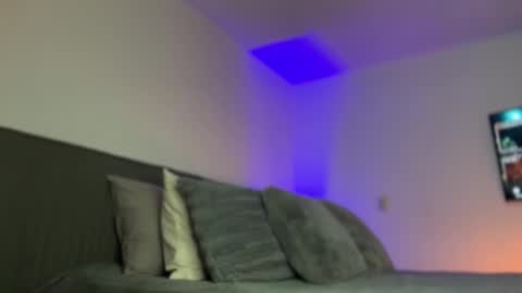 Diego online show from March 22, 2026, 1:53 am