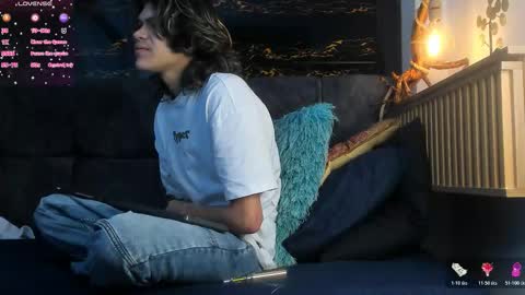 Snapshot of diamond_twink chatting on November 16, 2025, 3:34 am diamond_twink online show from November 16, 2025, 3:34 am