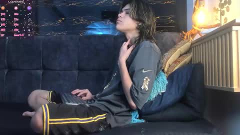 Snapshot of diamond_twink chatting on November 26, 2025, 4:02 am diamond_twink online show from November 26, 2025, 4:02 am