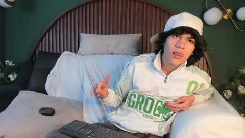 diamond_twink online show from July 26, 2026, 5:48 am