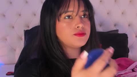 Snapshot of diana_clarck chatting on December 14, 2025, 5:24 am Diana Tamayo online show from December 14, 2025, 5:24 am