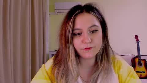 Snapshot of diana_floweri chatting on December 6, 2024, 12:27 pm Diana online show from December 6, 2024, 12:27 pm