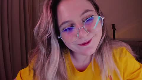 Snapshot of diana_floweri chatting on December 11, 2024, 5:48 pm Diana online show from December 11, 2024, 5:48 pm
