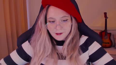 Snapshot of diana_floweri chatting on December 12, 2024, 12:12 pm Diana online show from December 12, 2024, 12:12 pm