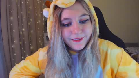 Snapshot of diana_floweri chatting on December 29, 2024, 1:28 pm Diana online show from December 29, 2024, 1:28 pm